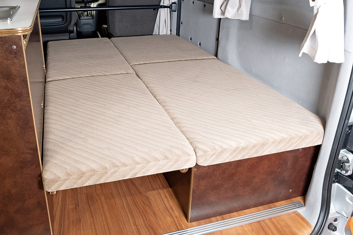 リーサ | VanRevo（バンレボ）