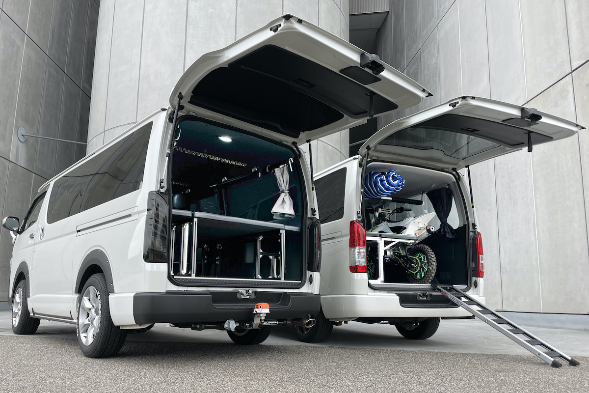 ハイエースの天井を有効活用できるキャリアが新登場！｜AUTO CAMPER 
