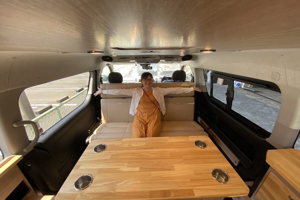 ハイエースワイドミドルルーフの注目仕様！｜AUTO CAMPER（オート 