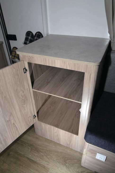 インディアナ300 | インディアナRV