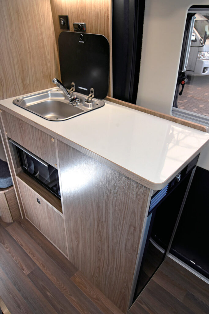 スペランツァ540M | 東和モータース販売 | AC2309
