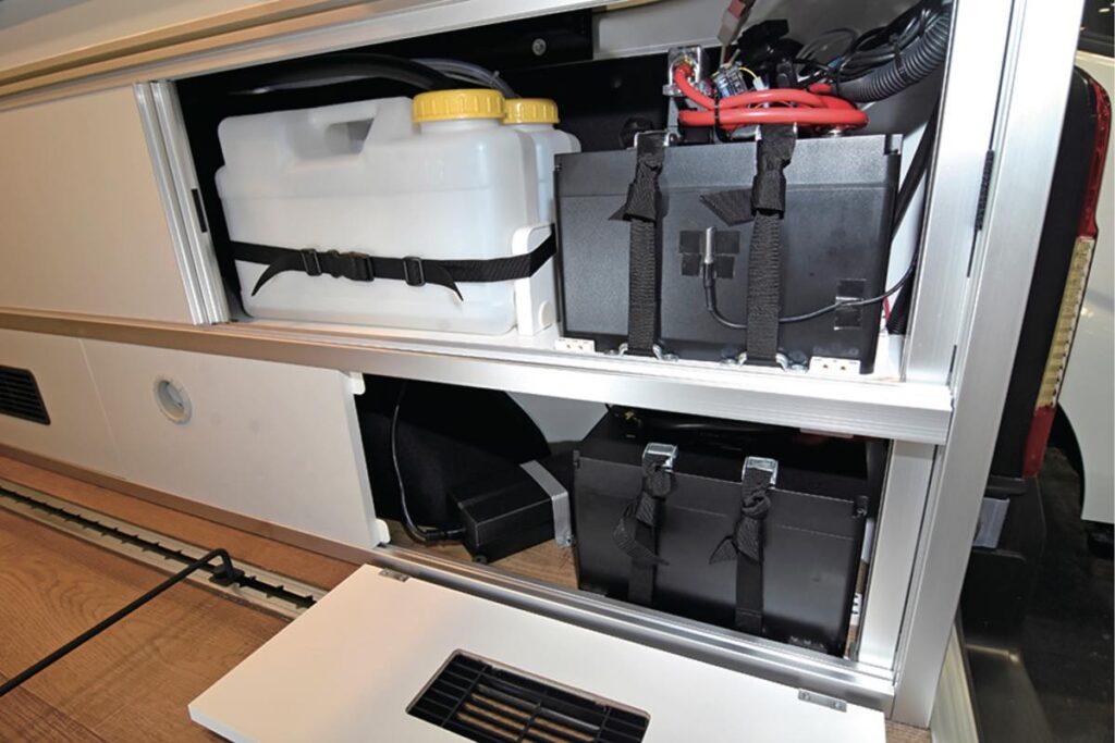 ウトネ300| アネックス | AC2311