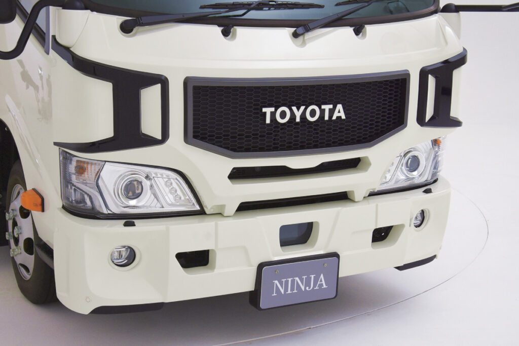 ニンジャ | ダイレクトカーズ | AC2403