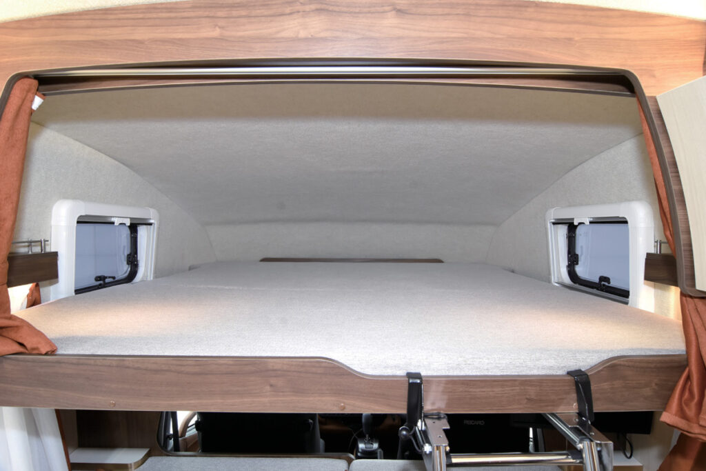 【ニンジャ／ダイレクトカーズ】