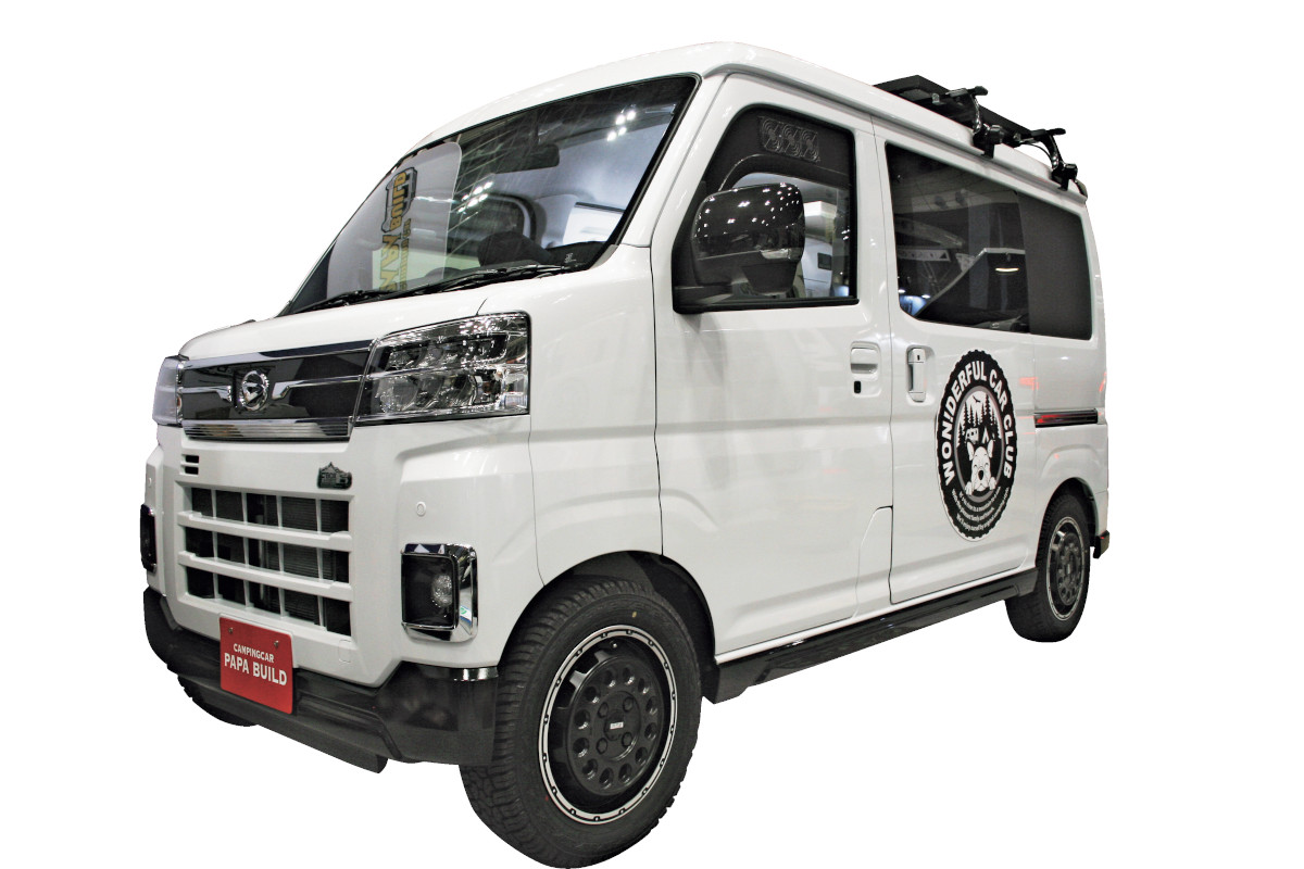 アトレーRSベースの軽キャンパー「F-BOXベース」に新型クーラーを搭載