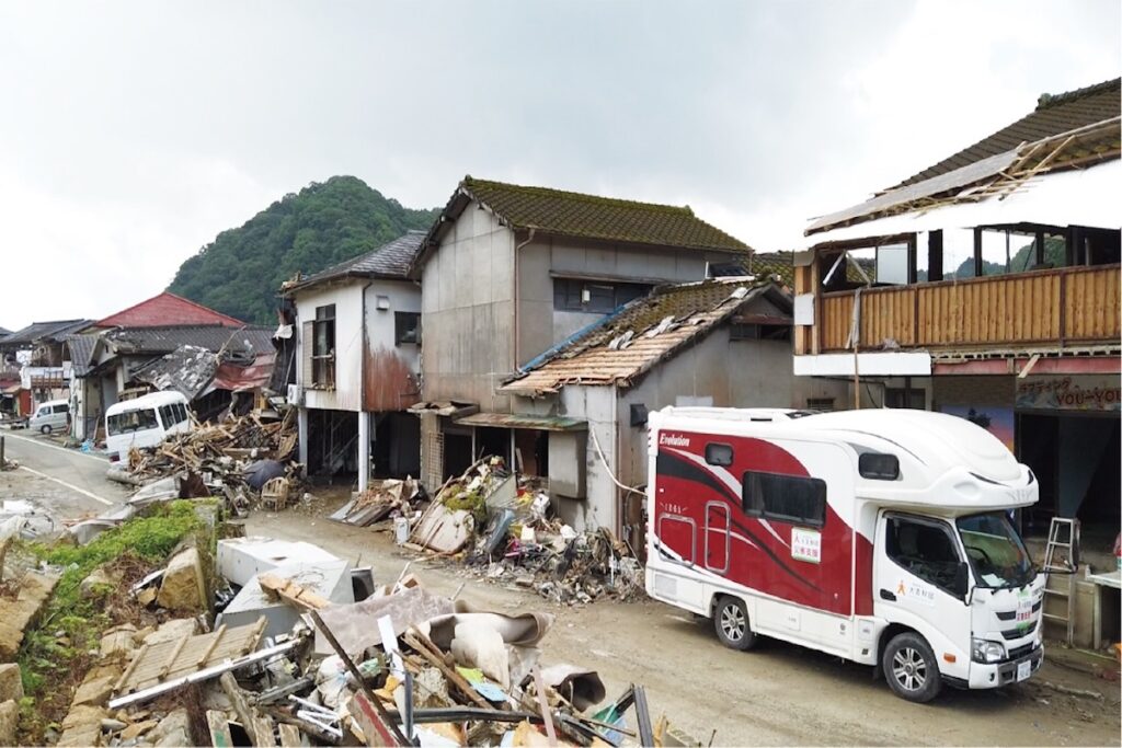 能登半島地震の現地で使われたキャンピングカー
