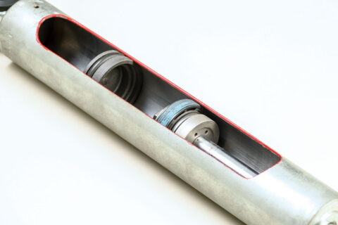 ハイエース車中泊の疲労を軽減！TAKUMI GHX MONOショック