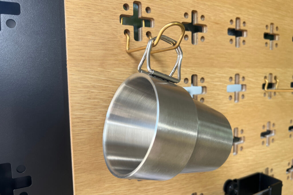 クリッパーバン マルチラックのマルチラックに市販のフックをかける