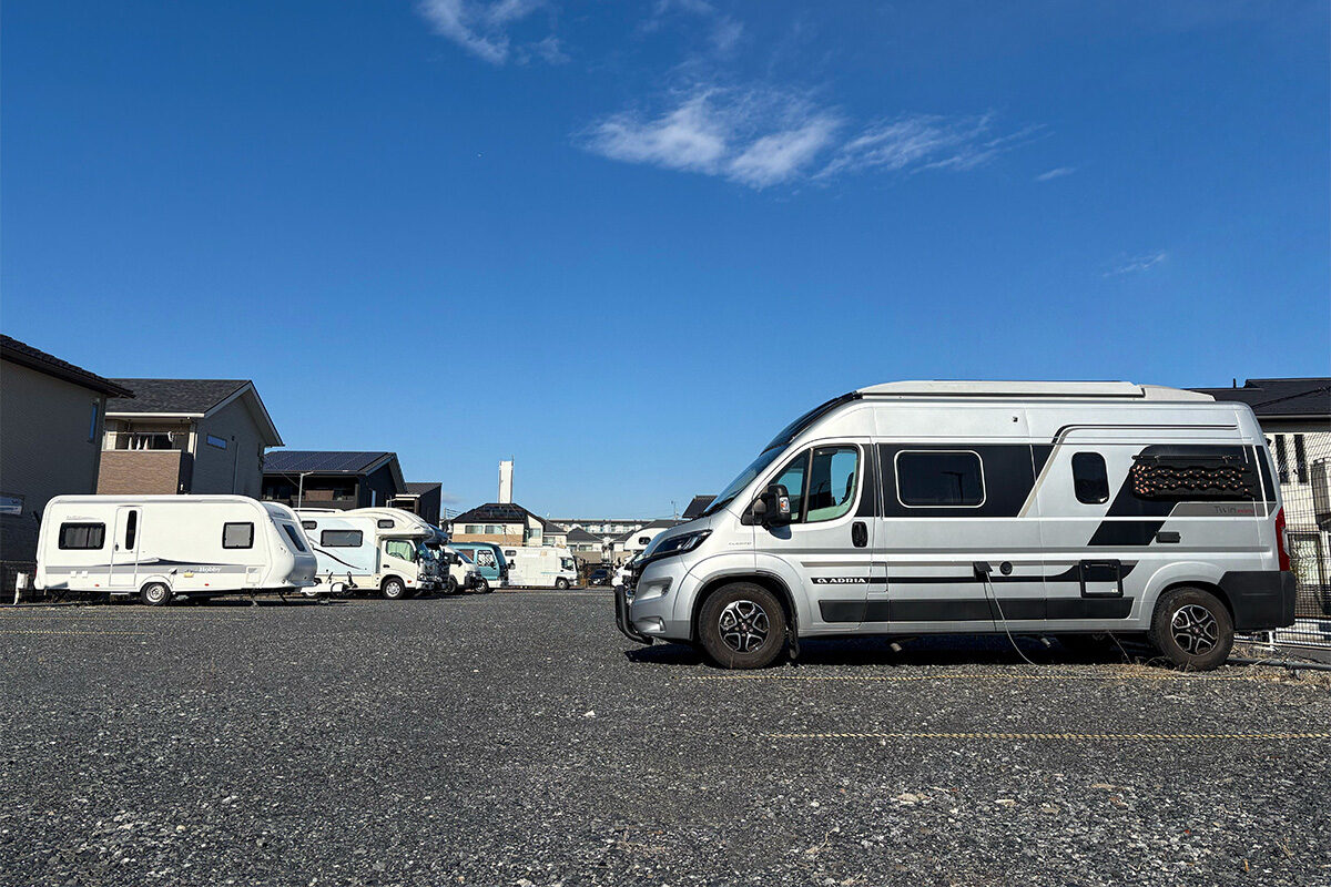 鶴ヶ島に続いて厚木にもキャンピングカー専用月極駐車場OPEN！DRIMO