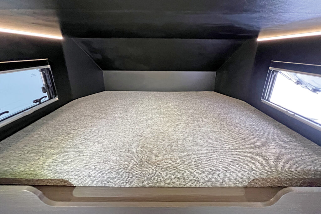 カタナミニのバンクベッド