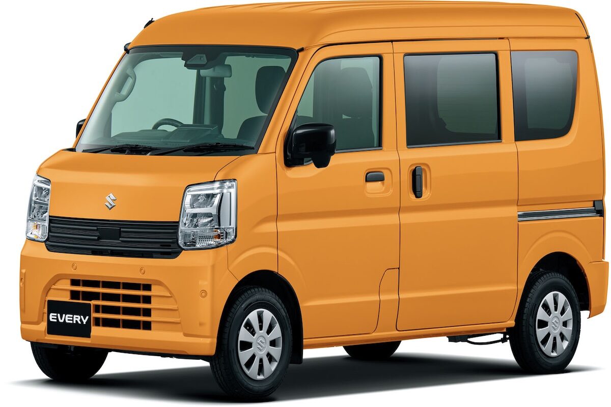 スズキ、軽四輪車「エブリイ」、「エブリイワゴン」が、一部仕様変更で