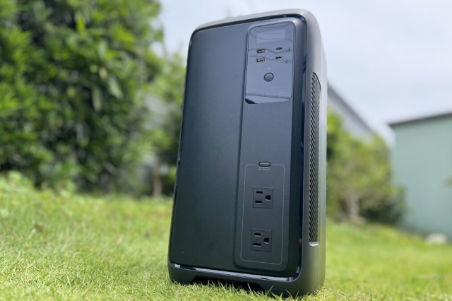 業界最小・最軽量。1920Whのパワーを誇りながら、筐体サイズは1000Whクラス並みの、EcoFlow DELTA 3 2000 Air