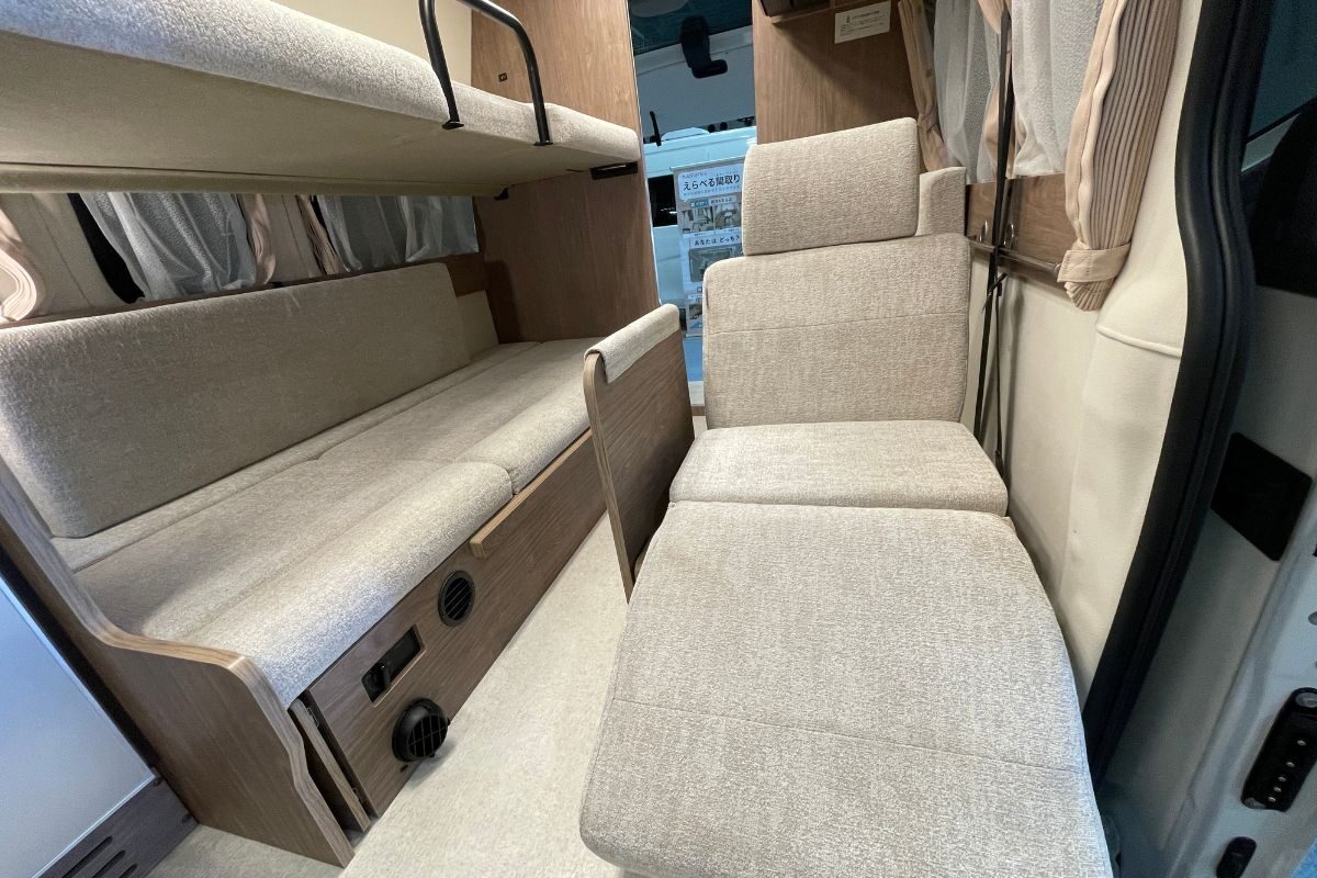 AUTO CAMPER（オートキャンパー）｜アウトドアとキャンピングカーの