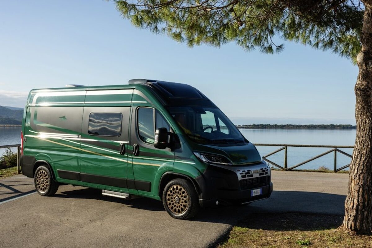 AUTO CAMPER（オートキャンパー）｜アウトドアとキャンピングカーの